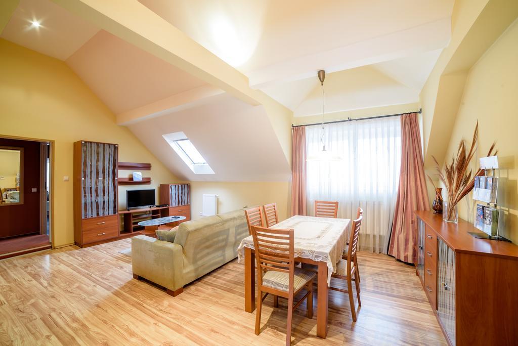 Park Apartment Краків Екстер'єр фото